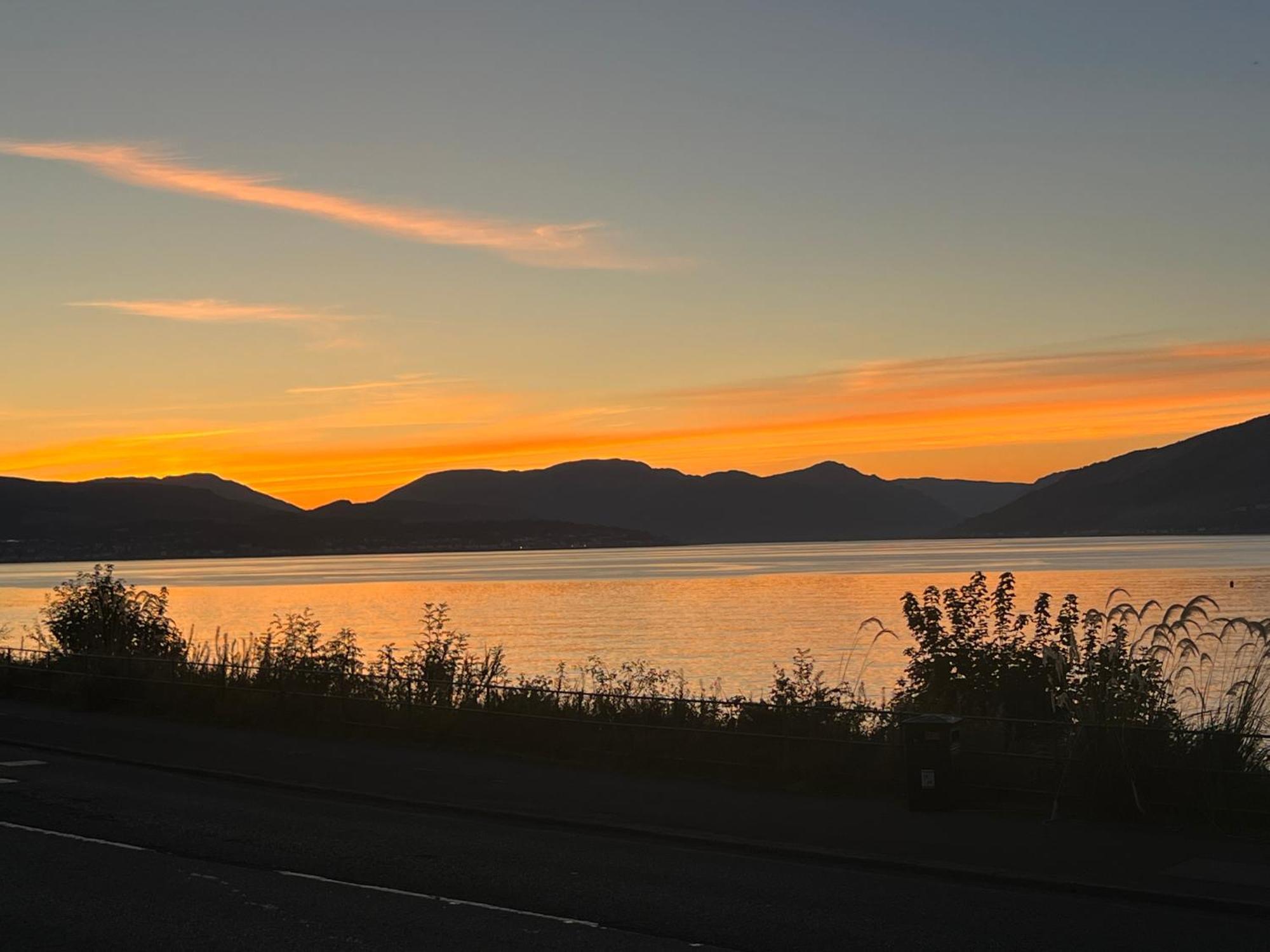 The Wee Cottage By The Ferry Gourock Exterior foto